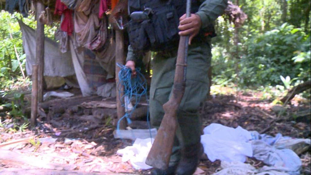 No permitiremos el resquebrajamiento de nuestro orden constitucional, no podrá haber construcciones o estructuras de ningún tipo que sirvan de soporte a las actividades ilegales de drogas, minería, trata de personas, armas y explosivos, combustible y otros.