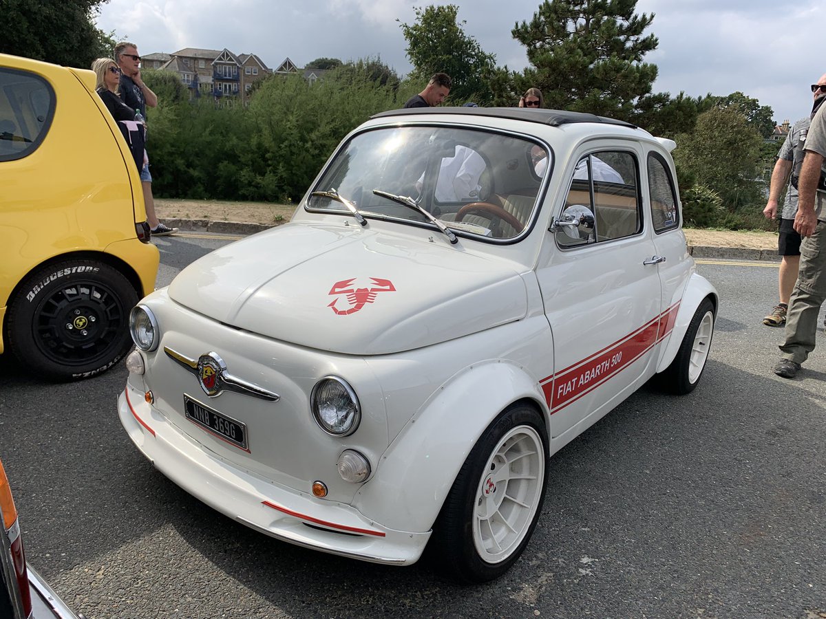 lightningsnaps's tweet photo. Saturday visit to classic car show 

#wolseley1885 #jaguar #ford #fiat #rover #wolseleysix #astonmartin #classiccarshow #royalmail #fiatabarth #mini #isleofwight #newyorktaxis #Ford #isleofwightclassiccars #mclaren #mg #fiat500 #wolseley #isleofwightclassiccarextravaganza https://t.co/5YPJh6pIuv