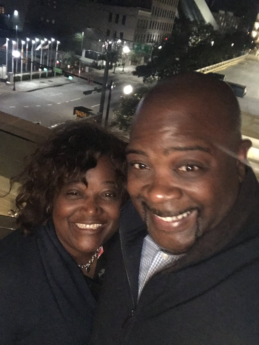 chefandbride's tweet photo. When you have over 80 photos at one place, we think it’s  one of our favorite spots in the 904! @cowfordjax is a sure thing!  #904Day #iloveJax https://t.co/eCedwFzK0D