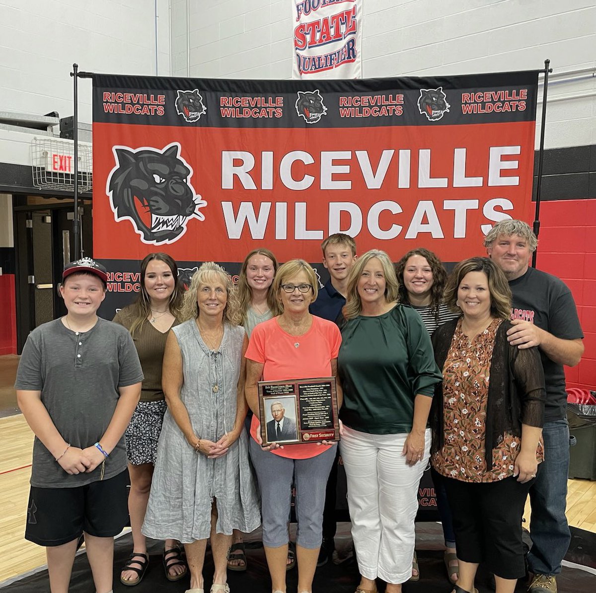 debrabarry95's tweet photo. Great day hearing inspiring stories about the 10 recipients of the Riceville Hall of Fame! Once a Wildcat always a Wildcat!❤️🖤 https://t.co/Vpc2wrTilU