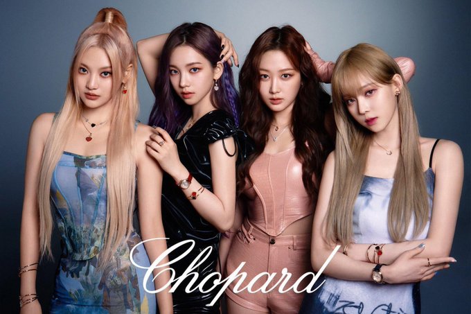 WORLDMUSICAWARD's tweet photo. #aespa are named Global Ambassadors for Chopard!👏🌎💃💃💃💃💎❤️‍🔥👑👑👑👑💙
 #aespaxChopard

https://t.co/YJ5jUP61DY https://t.co/d22f4kmeS3
