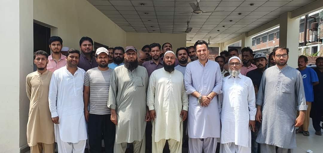 AliAshraf___'s tweet photo. این اے 78 یوسی 30
کے معززین کی ڈیرہ علی اشرف مغل آمد
عوامی مسائل کی نشاندہی اور اس کے ممکنہ حل پے بات چیت، 
حلقہ میں ترقیاتی پروگرام شروع کئے جانے پر اتفاق https://t.co/dv9Vel4Tbj