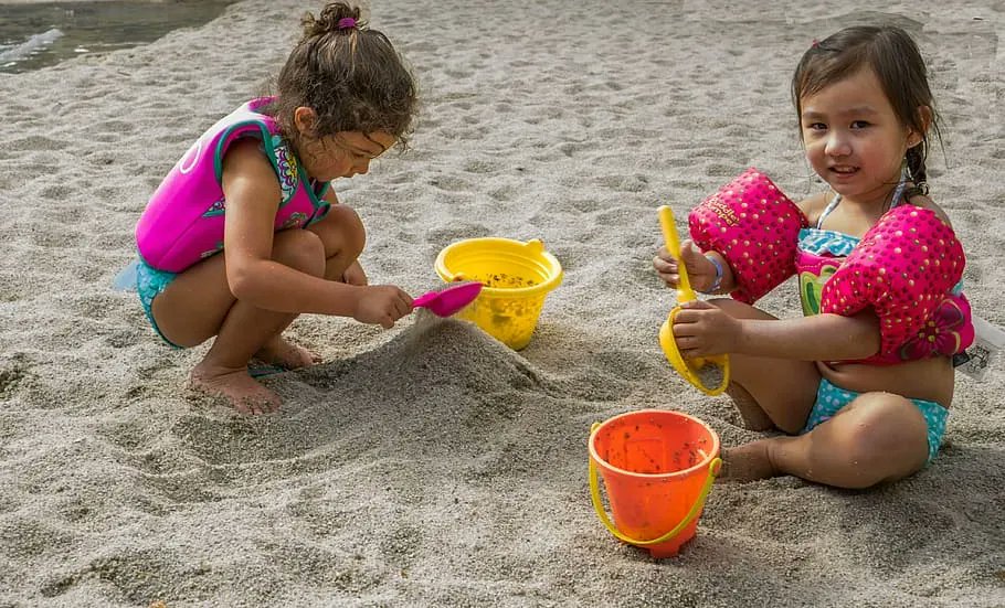 Research shows that unstructured play is one of the best ways to help children learn and grow.