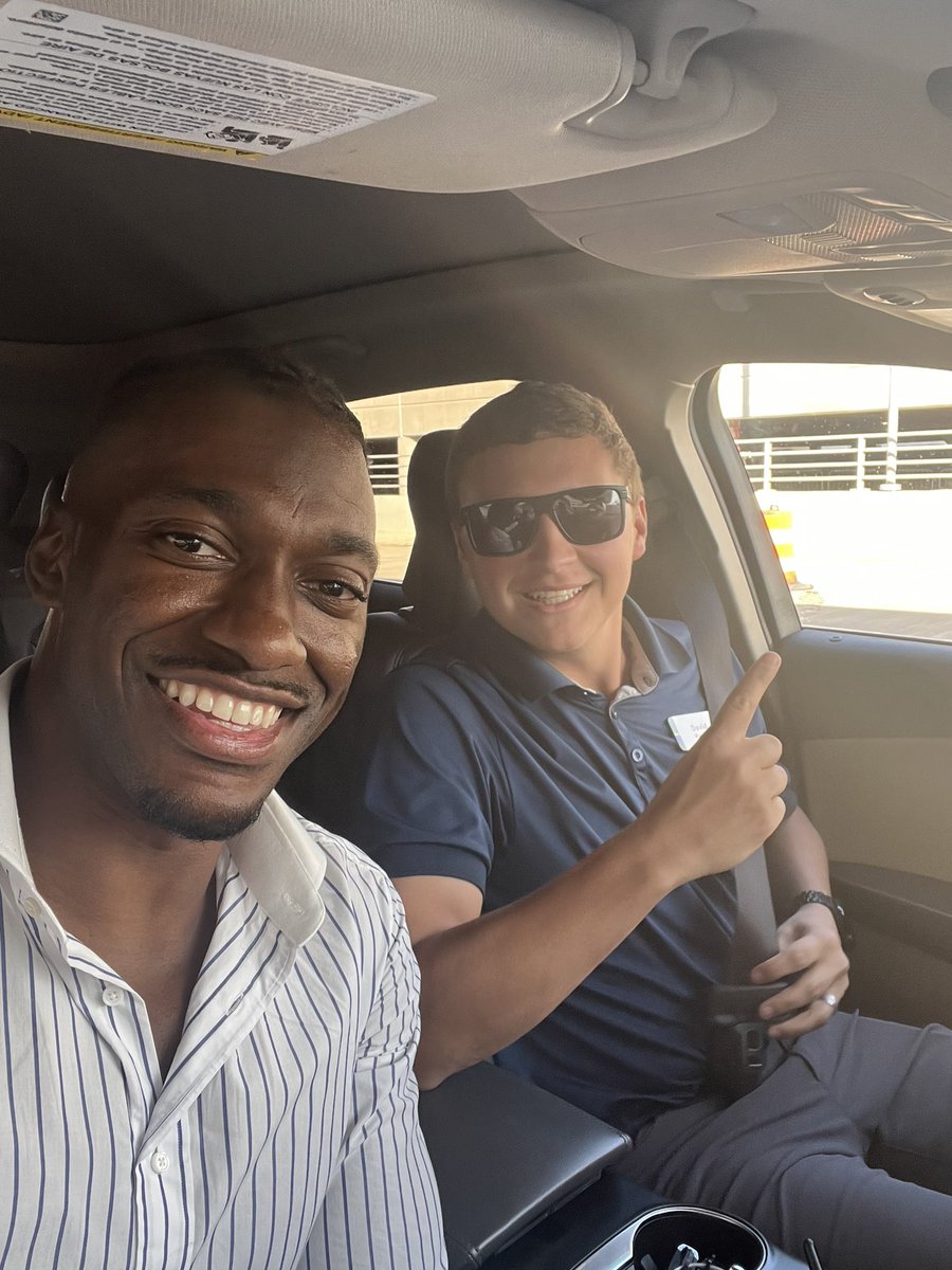 Meet David Rush. Works for <a href="/Enterprise/">Enterprise</a> and helped me make my flight out of Ann Arbor. Found out I left my wallet at the Hotel after dropping off the rental and he drove me back to get it. He has a Branch Manager interview coming up. 1,000 likes should get him the job <a href="/drush_27_/">🦅🇺🇸</a>