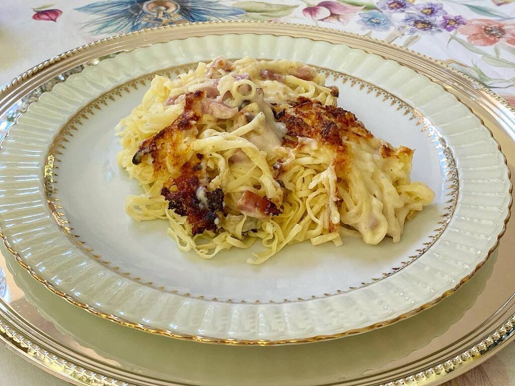 MisterEspeto's tweet photo. Tagliolini gratinados con jamón dulce. #CanEspeto #IlSpetissimo https://t.co/eb3a7YUYL0