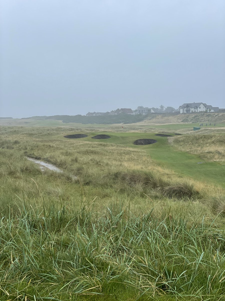 BK Top Golf tweet media