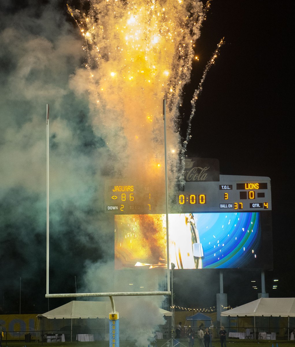 TravSprad's tweet photo. Advocate photos: Southern University thrashes Florida Memorial University, 86-0, the 2nd-highest points total ever scored by the Jags in a game, Eric Dooley's first as SU head coach, Sept. 3, 2022 in Baton Rouge. @SouthernU_BR @theadvocatebr @GeauxJags https://t.co/hV4evxAUxN https://t.co/LyXwJbzpEf