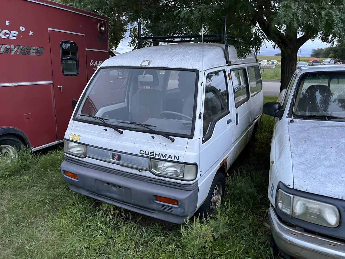 ChicagoSpotter's tweet photo. Literally called “The White Van”.
Thanks to @ryanfelton I know everything possible about these little things now.
https://t.co/nHejxYvuGx
#carspotter
#GreatLakesDragaway
#Cushman #TheWhiteVan https://t.co/3BhwTE3b1e