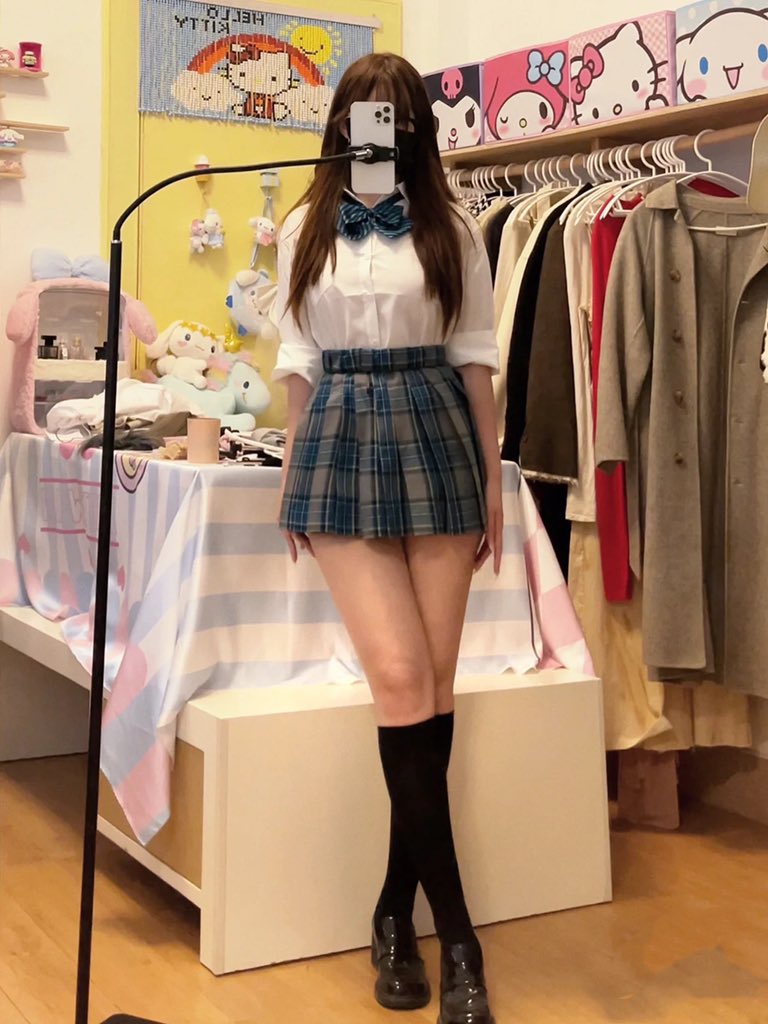 MawNova's tweet photo. #意淫 #射屏 #绿帽 #出卖 #女友 #绿帽奴 #肉便器  #丝袜 想到小骚狗前两天被别人上了 还有点兴奋刺激 上次做的时候满脑子都是她被别人摁在床上操的样子🥵🥵 https://t.co/T7rMsUw1Ig