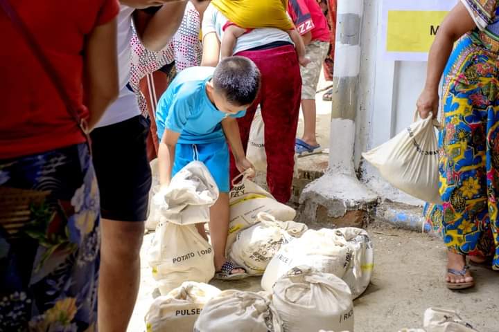 mizozeitgeist's tweet photo. Impulse NGO Network distributing their #ImpulseModel Prevention Mizoram LIFE SAVINGTO SOMEONE SEARCHING FOR SAFETYcovering villages of Zote,Mualkawi, Zokhawthar,Khuangleng, Sesih,Lianpui,Khawbung,Zawlsei, Khuangthing in Champhai dist.&amp; relief for #Myanmar refugees in the district https://t.co/uruyMCJb7n