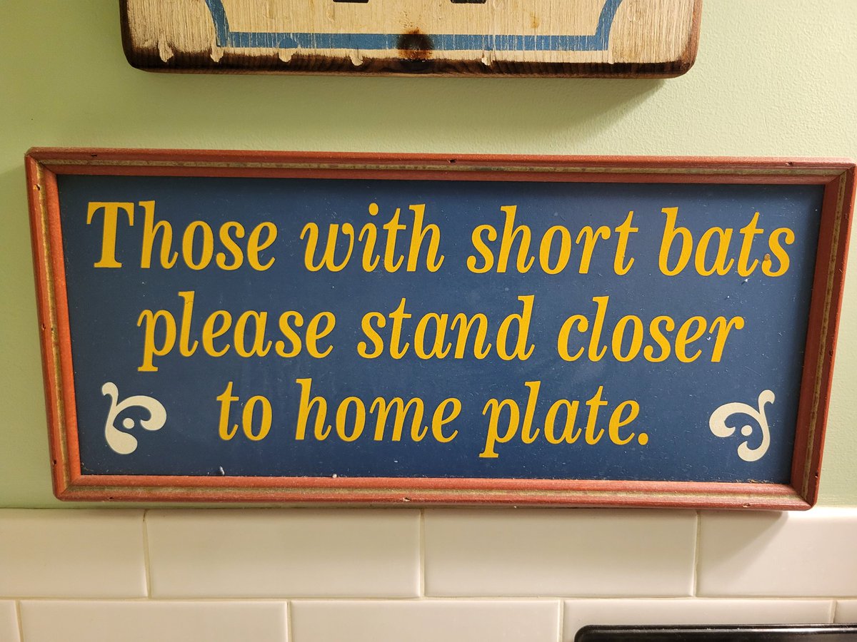 M2Esq's tweet photo. As seen in @stardrugstore. Priceless. #dickhumor https://t.co/sYJQkF1aEK