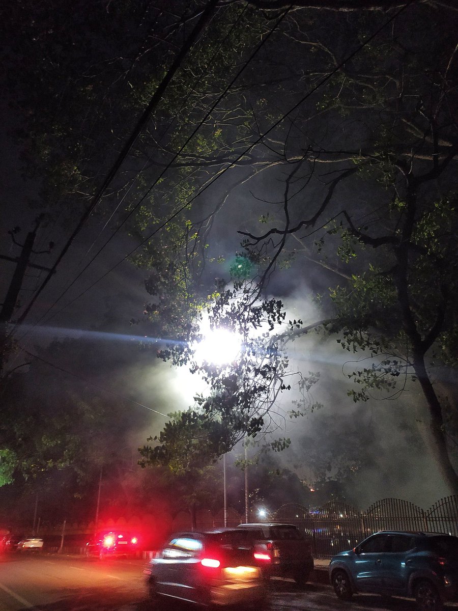 your_mehdi's tweet photo. Yaha kho v jau toh kya Kasoor hai mera https://t.co/NCcPG9uFGB