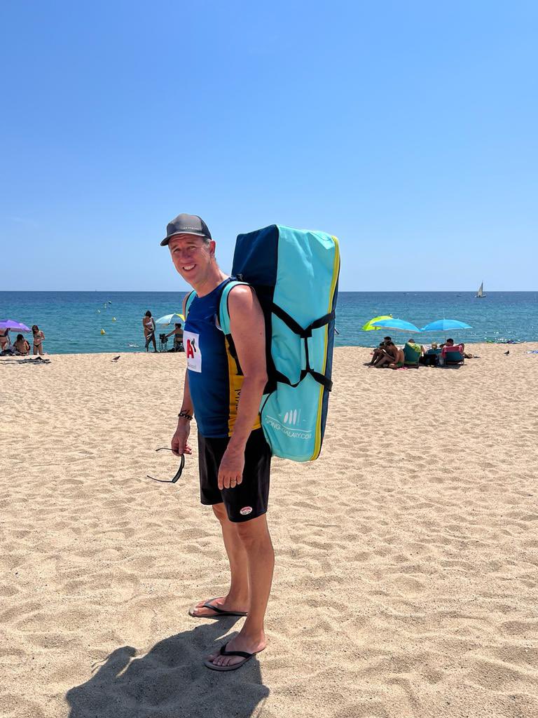 JOLEphos's tweet photo. Este año sí que me he comprado una mochila perfecta para el nuevo curso escolar!!!👍🏼👍🏼👏🏼👏🏼 La del año pasado (3a foto) me iba un poco grande!!!😜😜🤪🤪🤪 https://t.co/D17jyBEUd3