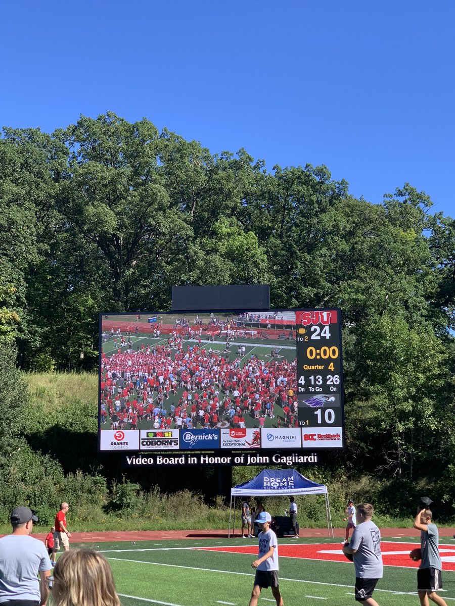 Asal50's tweet photo. Had a Friday “Carb load” with teammates for the Johnnies forthcoming “W” against the Warhawks!!
@SJU_Sports @SJUFootball #1-0 https://t.co/9llh5rDhxQ