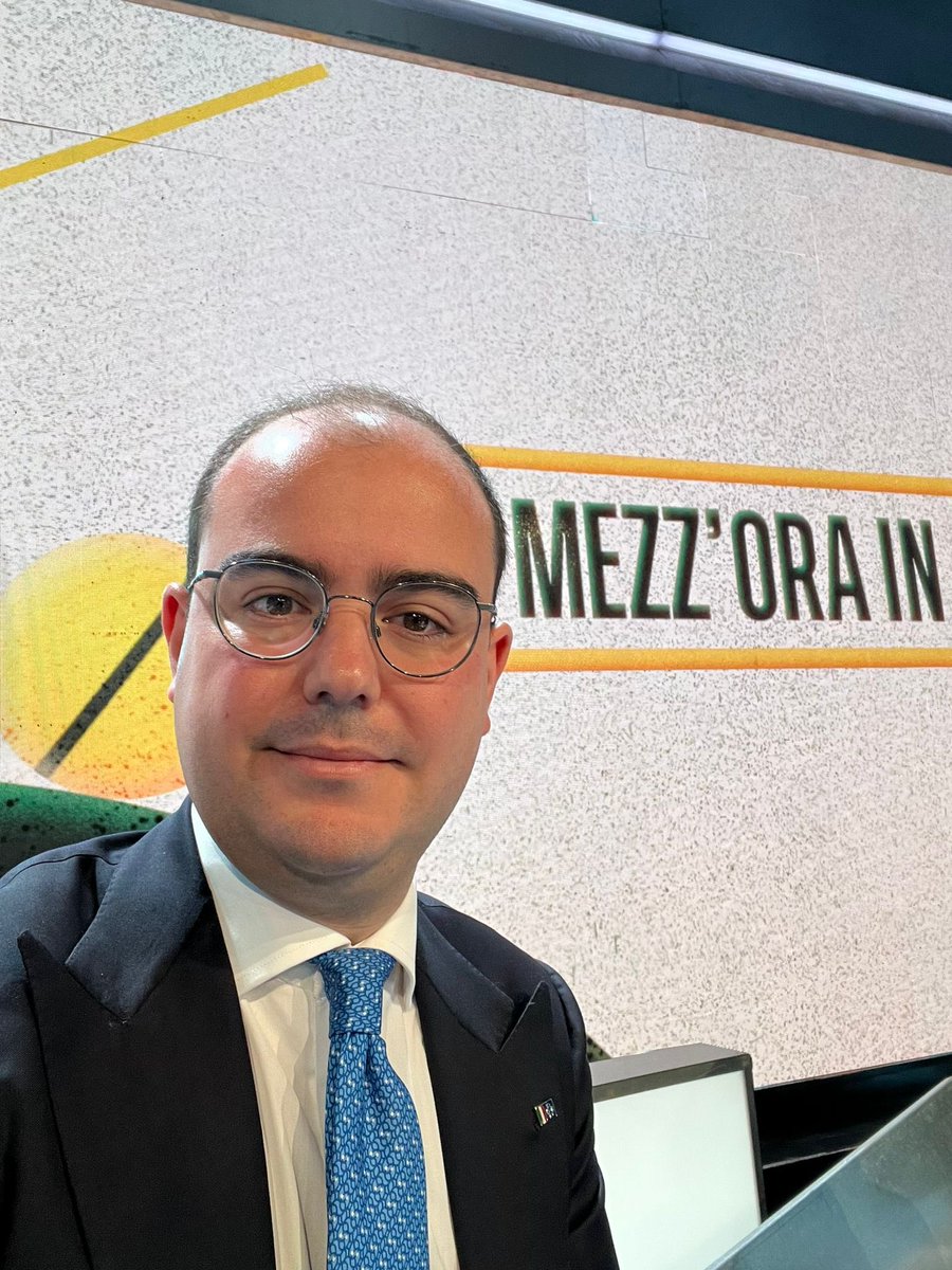AleAmitrano's tweet photo. Il #carobollette è un dramma che sta colpendo duramente #famiglie e #imprese. #impegnocivico propone che lo Stato paghi l’80% delle bollette, poi è necessario fissare un tetto al prezzo del #gas per bloccare la paurosa spirale di aumenti. No agli slogan! Si alle proposte concrete https://t.co/QBfBIe07C0