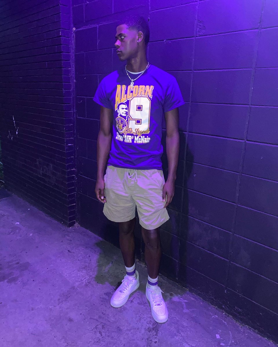 idont_knowbro's tweet photo. Braves by fawty💜 #HBCU #Alcorn https://t.co/gjzlbUUWcn