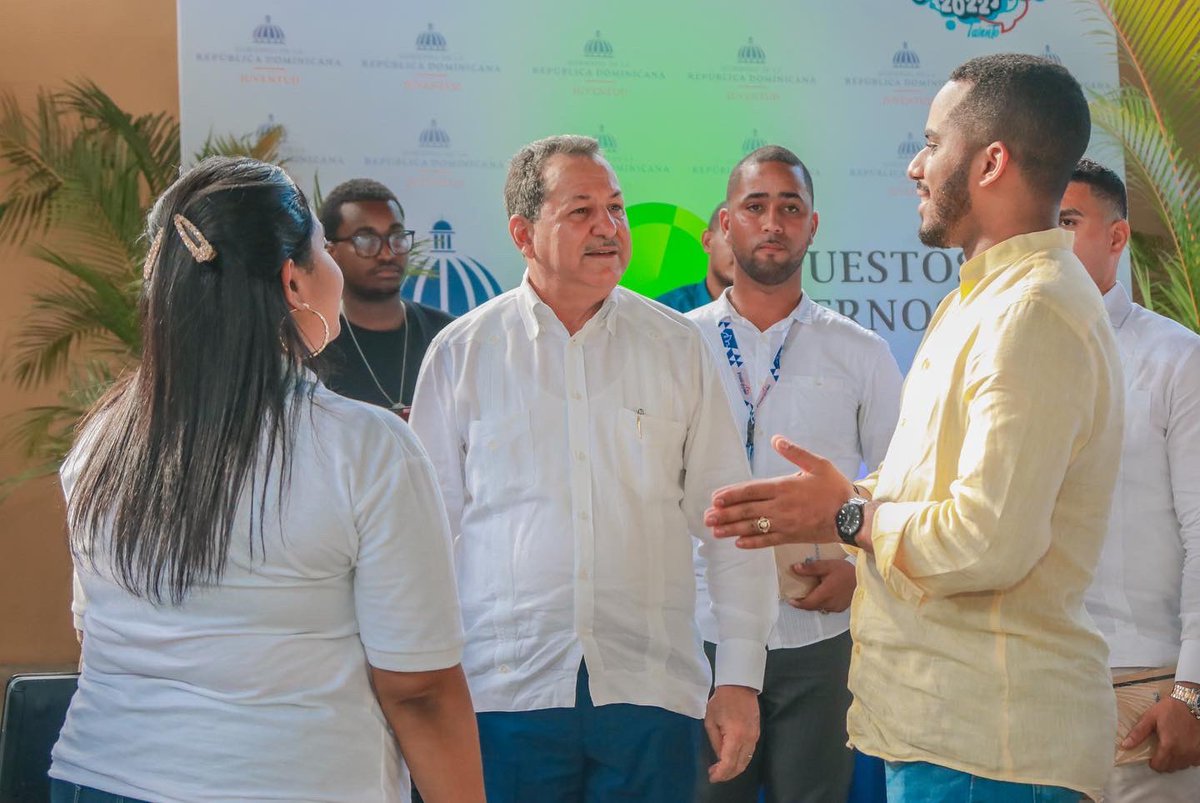 Ver el entusiasmo e interés de cada joven de Los Alcarrizos, Pedro Brand y Pantoja, nos confirma que la juventud dominicana está puesta pa´ lo suyo 😎, quieren sacar las ideas del papel y llevarlas a la realidad.⁣

#TeamJuventud 
#JuventuddelCambio 
#UnaPolíticaDiferente