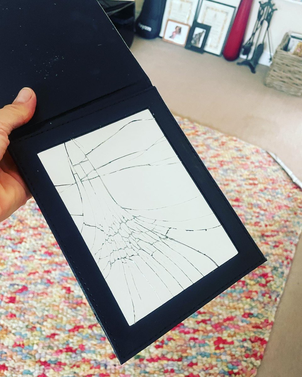 Steph_Mayo's tweet photo. Look at my poor @DonnaMayLondon mirror. ☹️ Took it on holiday to use for the 1st time ever and it was smashed when I got it out of my suitcase. Thanks @TUIUK… 😭😭 https://t.co/B0i10yH7VW