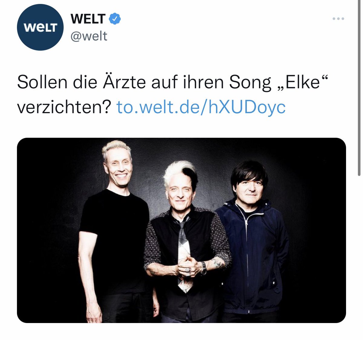 Regendelfin's tweet photo. Qualitätsjournalismus - ein Tutorial:

Bereits seit mehr als 20 Jahren spielen Die Ärzte ihren Song „Elke“ nicht mehr. Was die „Welt“ hier als Umfrage bringt, hat eine journalistische Intigrität wie zu fragen: „Soll Karstadt das Buch 'Mein Kampf' aus dem Angebot nehmen?“ https://t.co/IbixH5cjcn