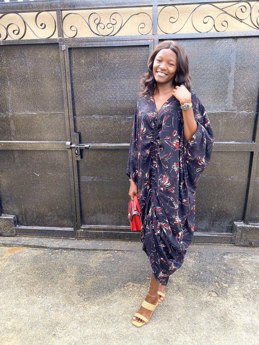 AkedohE's tweet photo. Sunday Dump..♥️♥️
My rich auntie dress is available in all sizes and different prints..send a Dm to order #phdesigner #phvendor https://t.co/cj7RlHjqm6