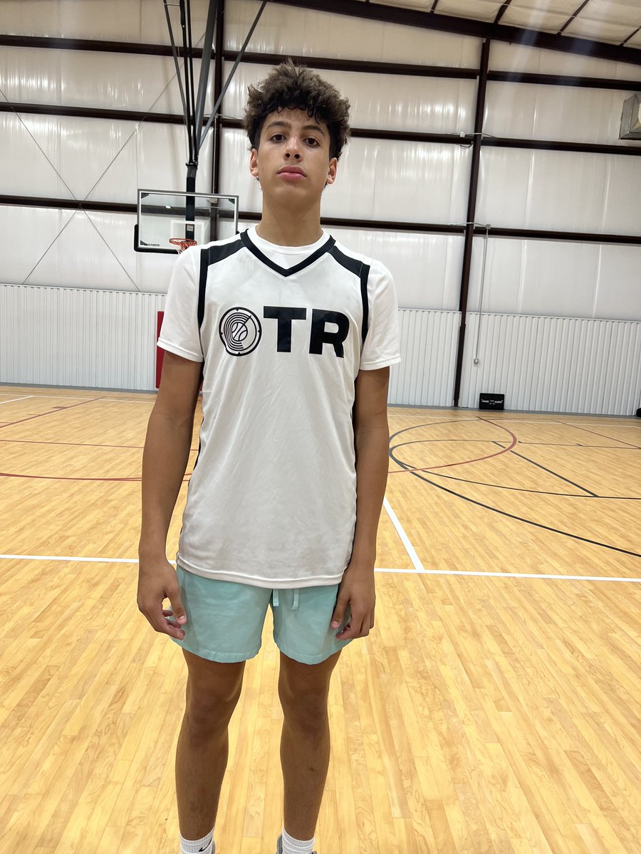 bigsloan32's tweet photo. 2024 G Christian Umana (Clear Creek HS)- Started camp a little slow but as the games went on he got better. Likes to attack, and with his size &amp; handle makes it tough for defenders to keep him in front. Has great touch and feel around the basket as well. #SeparationCamp https://t.co/wCHKxixfus