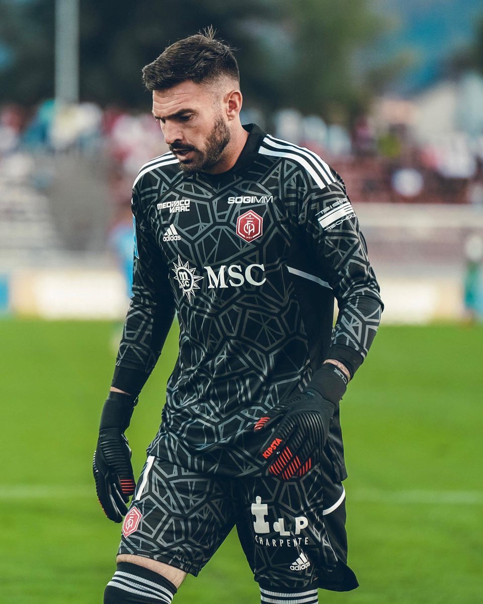 🌑🌑

#FCA 
#GoReds