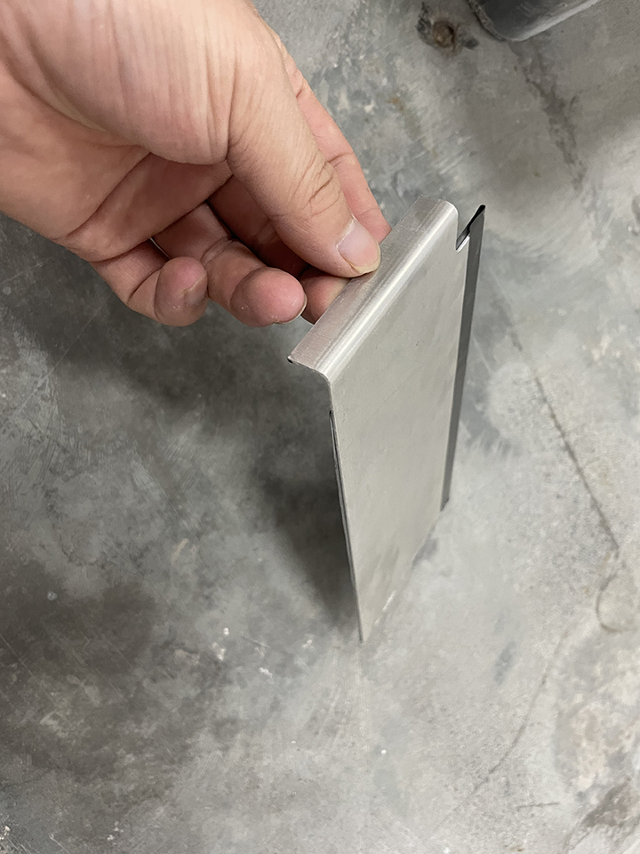 JackYan86692811's tweet photo. Lithium battery module end plate side plate
The shell of the battery module is one of the core components of the battery module, which mainly includes a pair of side plates, a pair of end plates, a bottom plate and an upper cover. 
#Lithiumbatterymodule  
https://t.co/TkmESDGOGo https://t.co/YyMgzhqLZA