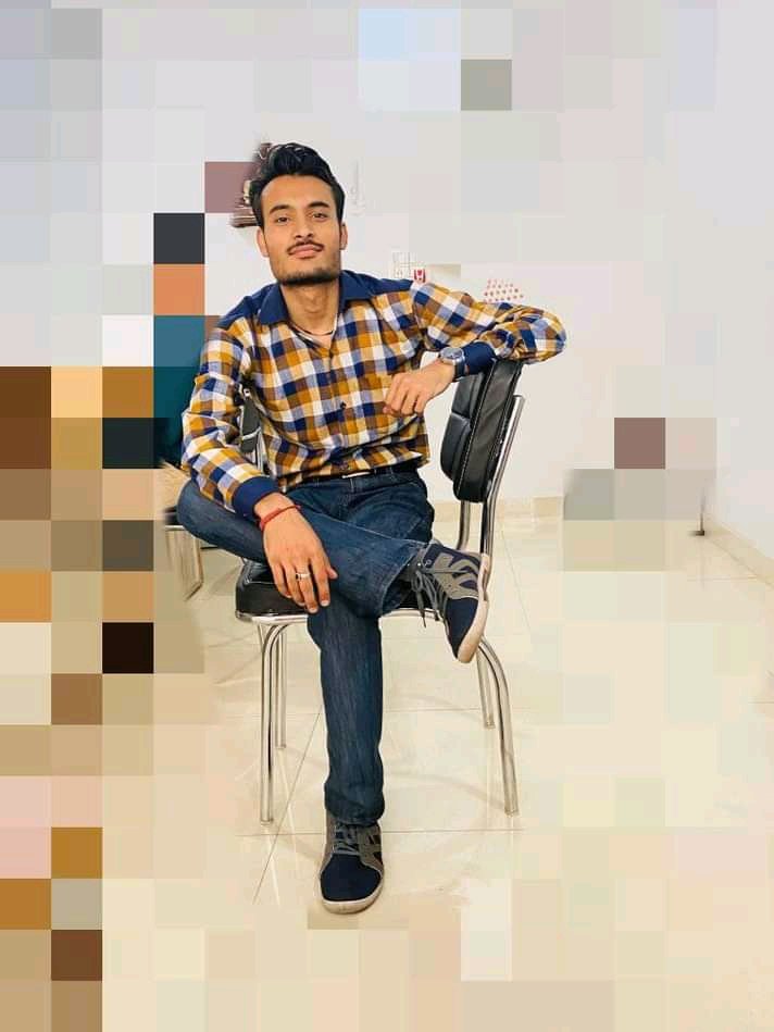 Yash_Mah006399's tweet image. I am a single weapon ..... 

#Yash #yashmaheshwari #commercetech