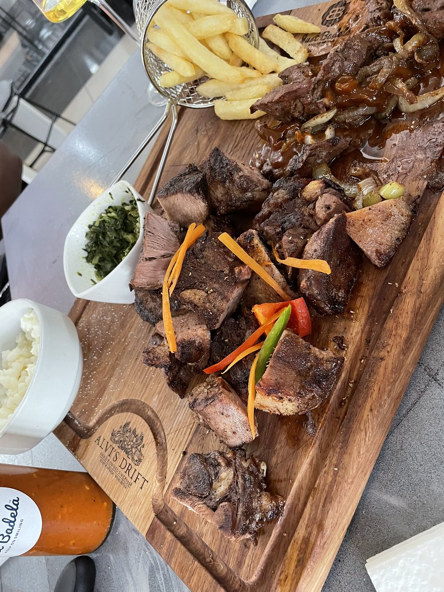 SediNgubane's tweet photo. The ox tongue and liver 👌🏽 https://t.co/olRgMDJfgY