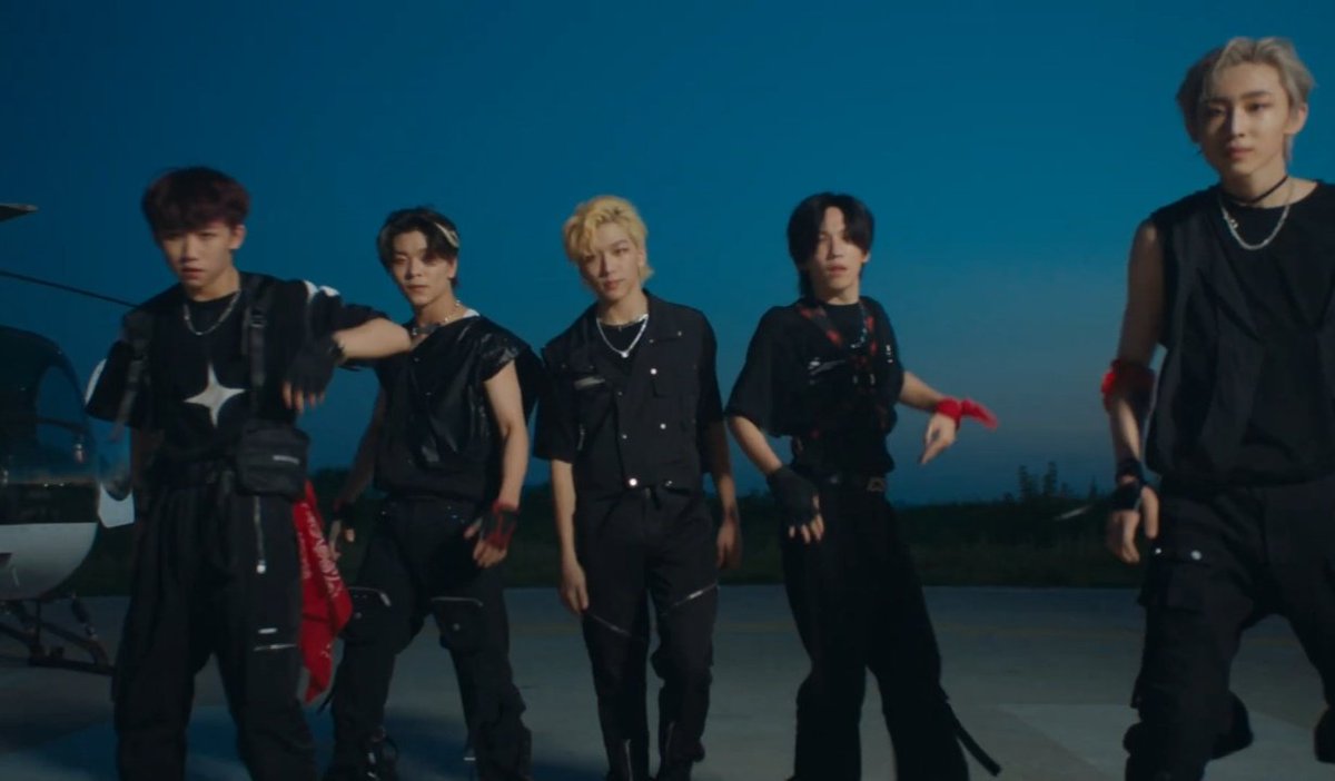 PitchyYu's tweet photo. Stream² na kau
https://t.co/lfJ93Kjy9x
https://t.co/lfJ93Kjy9x 
https://t.co/lfJ93Kjy9x

#boystory_jyp #boystory_comeback https://t.co/cvkmbN9eho