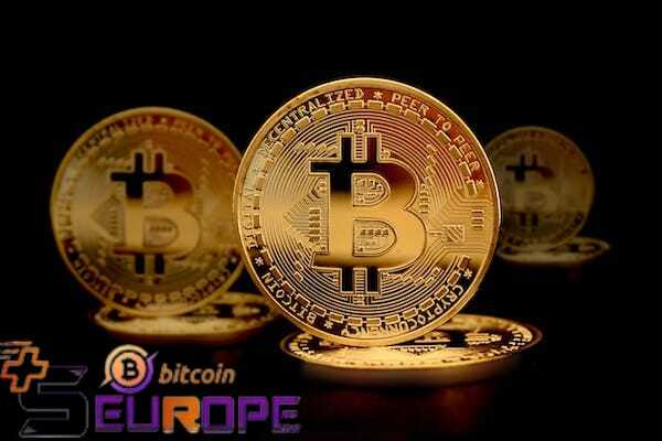 Should I keep my crypto in Coinbase or Coinbase Wallet?  ift.tt/h50gRes