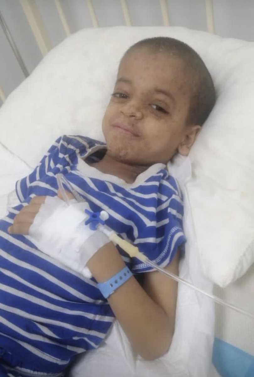 hassansmb's tweet photo. #البراء_يتألم مع ما فيه من الم الا انه لم يترك صلاته لعلمه ان الله يشفيه نسال الله له الشفاء https://t.co/zF4BWTbyqG