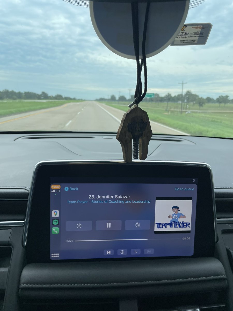 CoachD28_BU's tweet photo. Driving back to dive into game planning today…but gotta get great nuggets from @Coach_Kovo’s Team Player Podcast…Ep. 25 with Coach Salazar of Pasadena Memorial! #CoachesCoachingCoaches #ContinualLearner #HWPO https://t.co/GfOJ2JpxMv