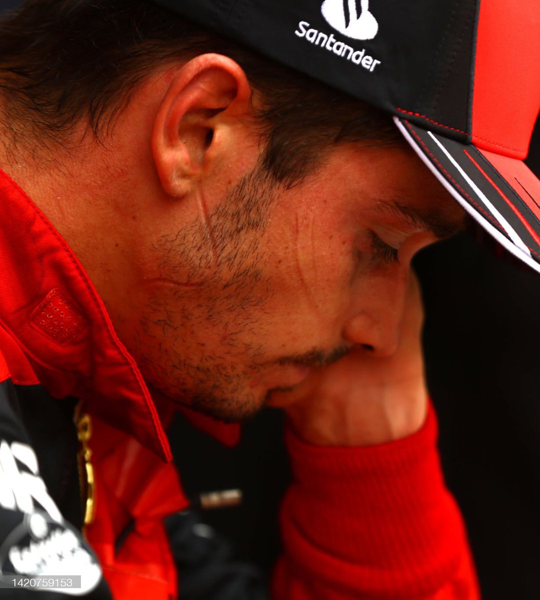 vromvrommadie's tweet photo. Monza...be kind to him, he deserves it😫😭 https://t.co/s7a3inFySP