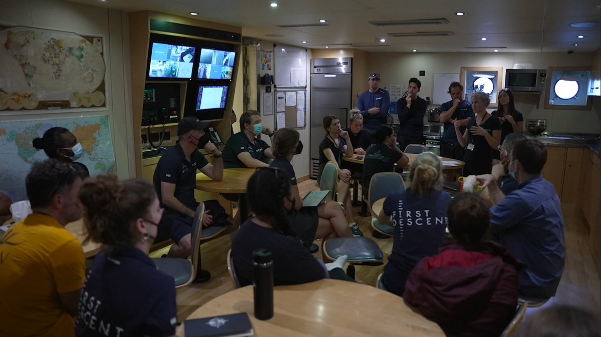 Its launch day and the first load of scientists, crew and ops teams have assembled on the ship! Thanks @oceef_ for welcoming us aboard!