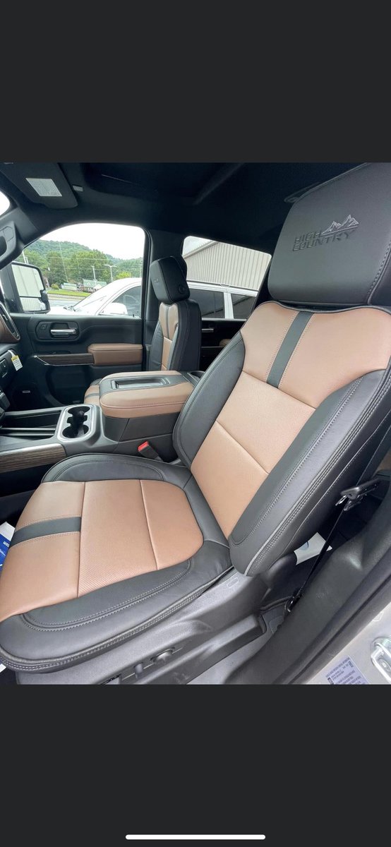 SageWebb12's tweet photo. Ramey Richlands inventory is second to NONE!! Come See @felswick5503 and the rest of the guys &amp; leave with one of their exclusive deals you won’t find anywhere else!💲 https://t.co/6nIMaXvuaN