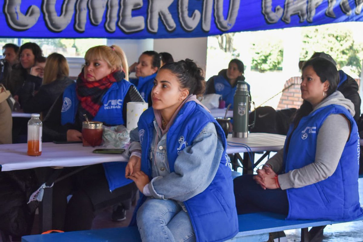 𝙋𝙇𝙀𝙉𝘼𝙍𝙄𝙊 𝘿𝙀 𝙇𝘼 𝙅𝙐𝙑𝙀𝙉𝙏𝙐𝘿 
Nuestro verdadero opositor es un empresario que viene destruyendo sistemáticamente la jornada laboral de 48 hs, sinónimo de explotación y precarizacion laboral… “𝐘𝐎 𝐓𝐄 𝐂𝐎𝐍𝐎𝐙𝐂𝐎” <a href="/Sergio_OrtizOk/">Sergio Ortiz</a> <a href="/CarlosPerezSEC/">Carlos Pérez</a> <a href="/ListaAzulSEC/">Lista Azul SEC</a>