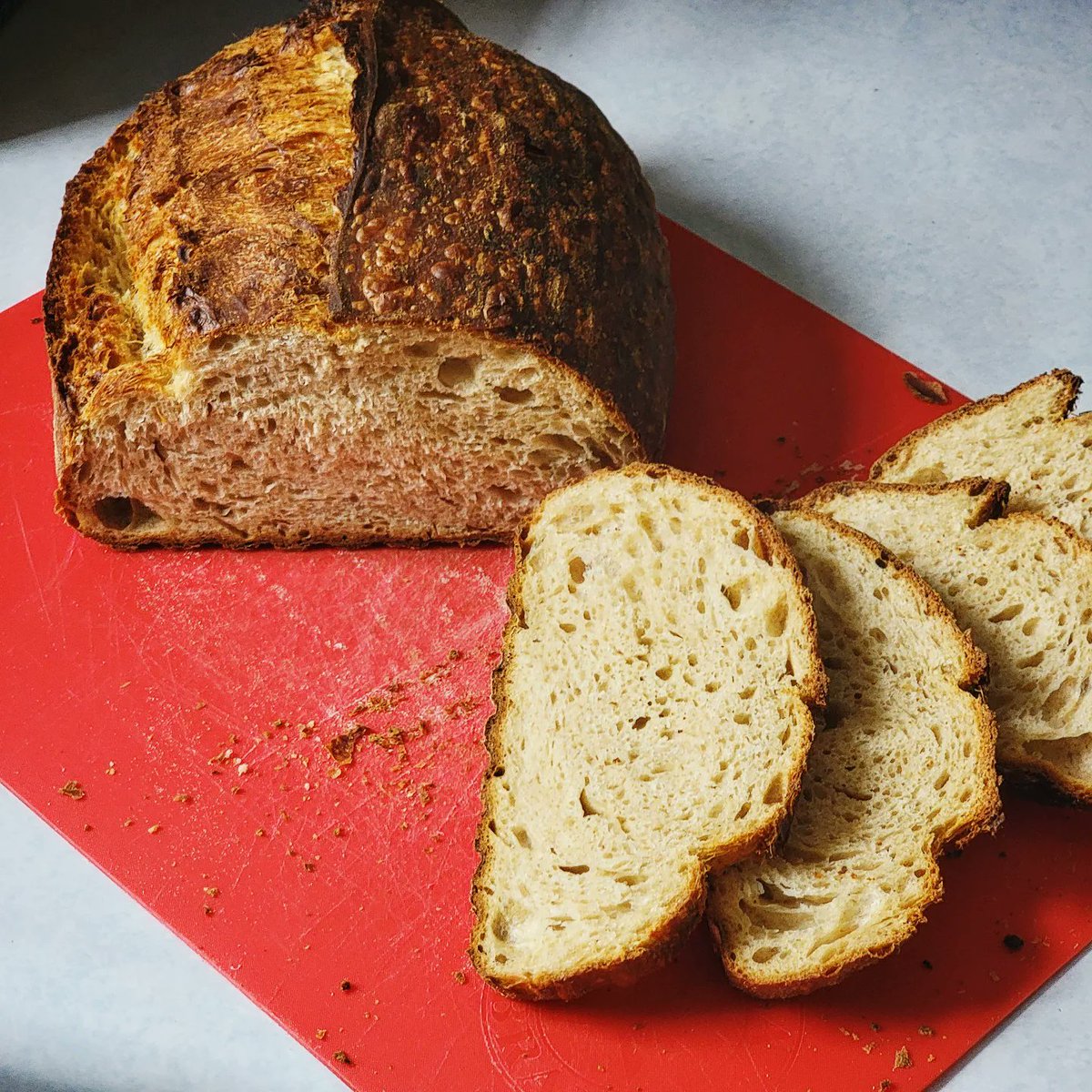 crockoftime's tweet photo. While I'm #breadposting... Gravy Bread!
Yes, you read that right. Had some leftover homemade gravy and it wasn't going to get used, so into the sourdough it went. https://t.co/m7dJQ1Sxiw