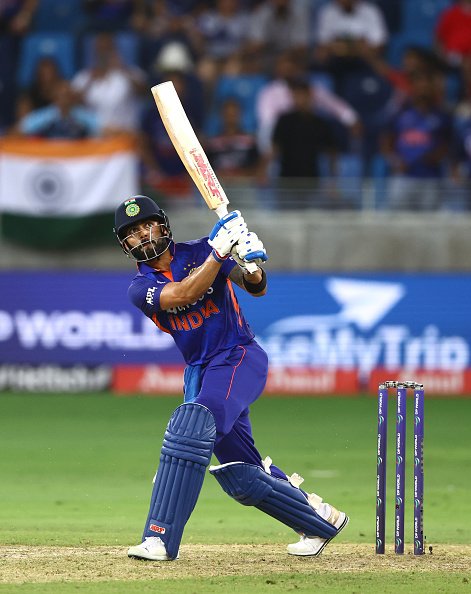 The Return of the King’s Crusade with the most runs milestone feather on the crown this Asia Cup 2022! 🥳🔥

#INDvPAK #WhistlePodu 🦁💛
📸 : <a href="/BCCI/">BCCI</a>