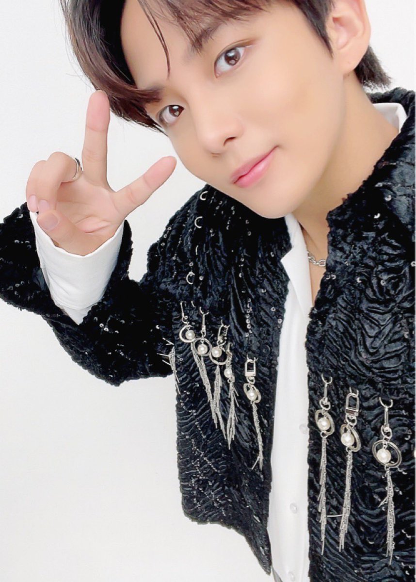 timeto_jongho's tweet photo. 210905 싱글즈 9월호 Behind photo

#ATEEZ #에이티즈 #JONGHO #종호 https://t.co/p65VQ5MwE6