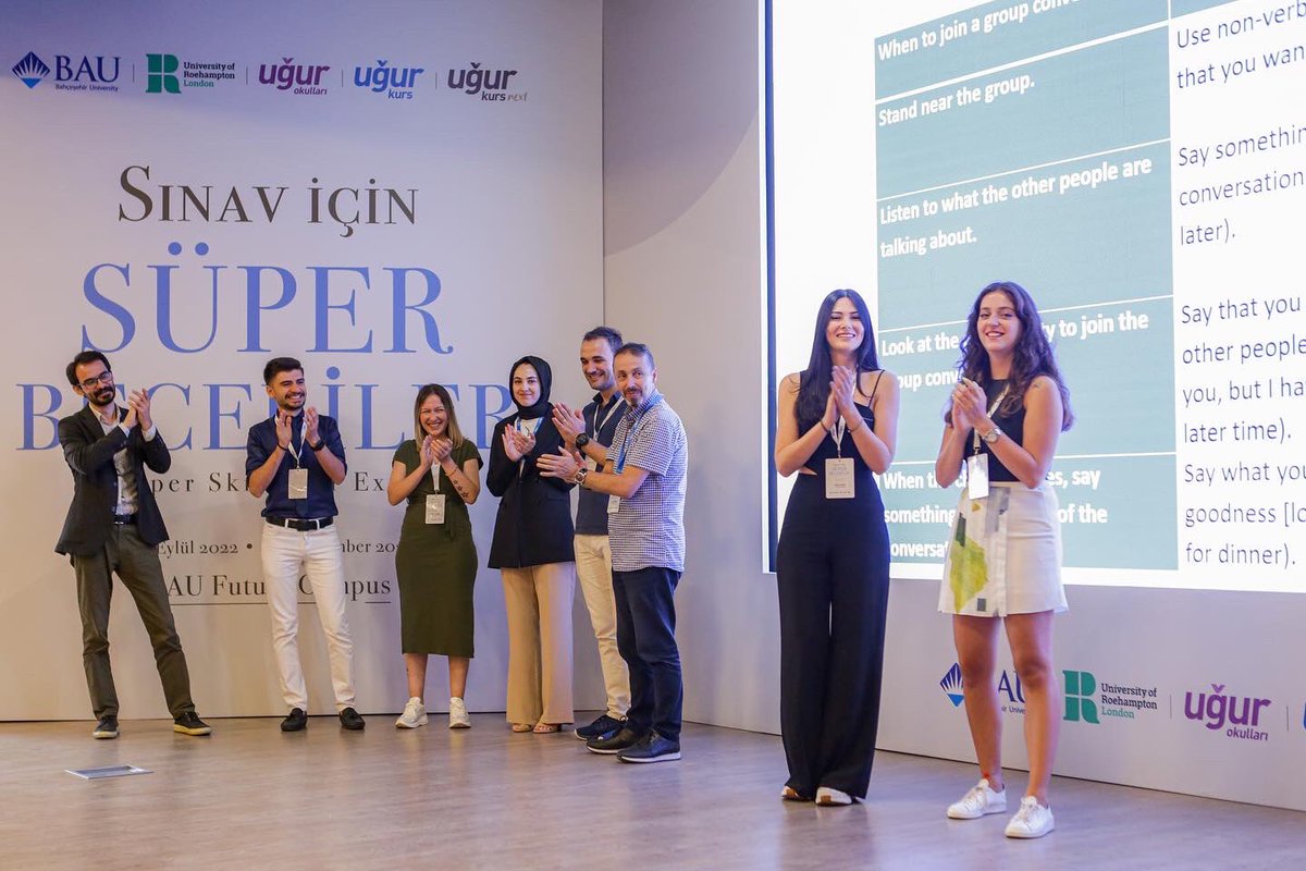 Eğitimimizin ikinci gününde Stres ve Kaygı Yönetimi, Sınav Stresinin Üstesinden Gelmek ve Sosyal Beceriler konuları üzerine konuşurken; gün boyu eğitici ve eğlenceli aktiviteler düzenledik. 💜

Tüm katılımcılarımıza teşekkür ederiz. 🌸

#TürkiyeninEğitimGücüyüz