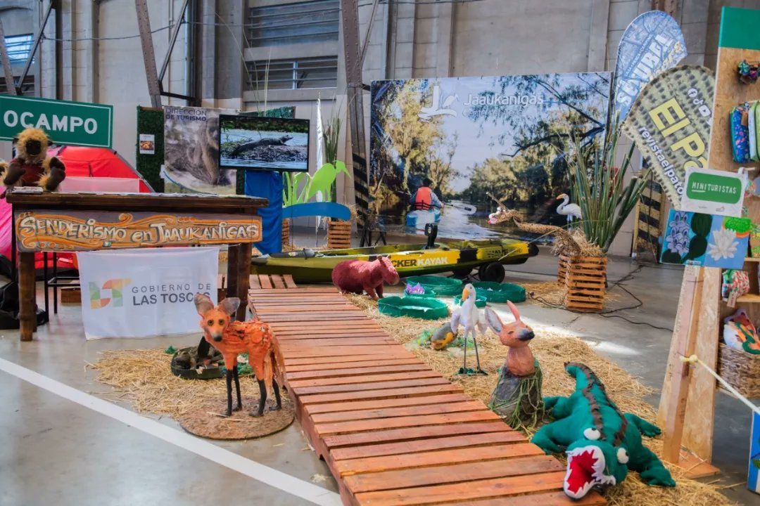 Hoy domingo, seguí disfrutando de todo lo que Viví Santa Fe: el encuentro tiene para vos! 🍽️📍🖼️🛍️🎁🎈🎉🚤

✨𝗔𝗰𝗲𝗿𝗰𝗮𝘁𝗲 𝗮 𝗹𝗮 𝗘𝘀𝘁𝗮𝗰𝗶𝗼́𝗻 𝗕𝗲𝗹𝗴𝗿𝗮𝗻𝗼 𝘆 #𝗩𝗶𝘃𝗶𝗦𝗮𝗻𝘁𝗮𝗙𝗲 😀

#vivisantafeelencuentro 
#santafe #fececo #turismo #comercio #shows