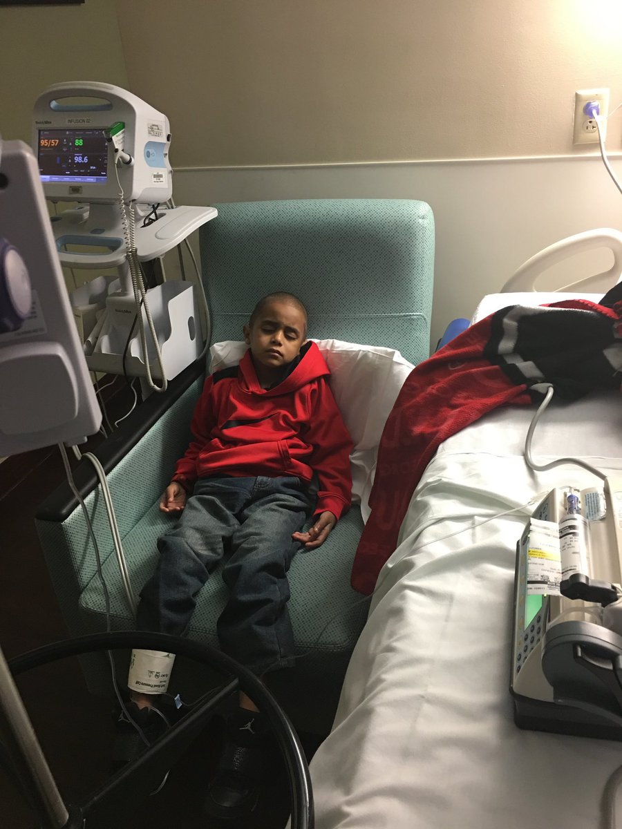 jbentle21's tweet photo. Day 4..Cancer Awareness..a pic a day of our warrior on his https://t.co/ZsZq6Qhlaj started in April 2015 (3)&amp; he’s here today (10) still fighting.Strongest person I know!No child should ever have to experience this! #neuroblastomawarrior #cancersucks #fightformore 💙🎗💙 https://t.co/tMIfvhTyrG