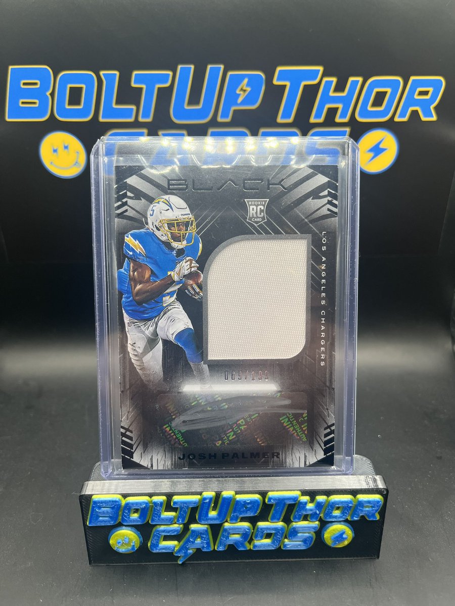 BoltUpThor's tweet photo. Let’s kickoff the last Sunday without football with a @Flowercitysown signed card giveaway. Rules are simple Like, Follow and RT to be entered to win this card. Winner will be chosen Saturday night. @JenniferMills21 @ChargerChatPod @chargers @diehardboltclub @dhbc_ie https://t.co/lSiG8Fw55n