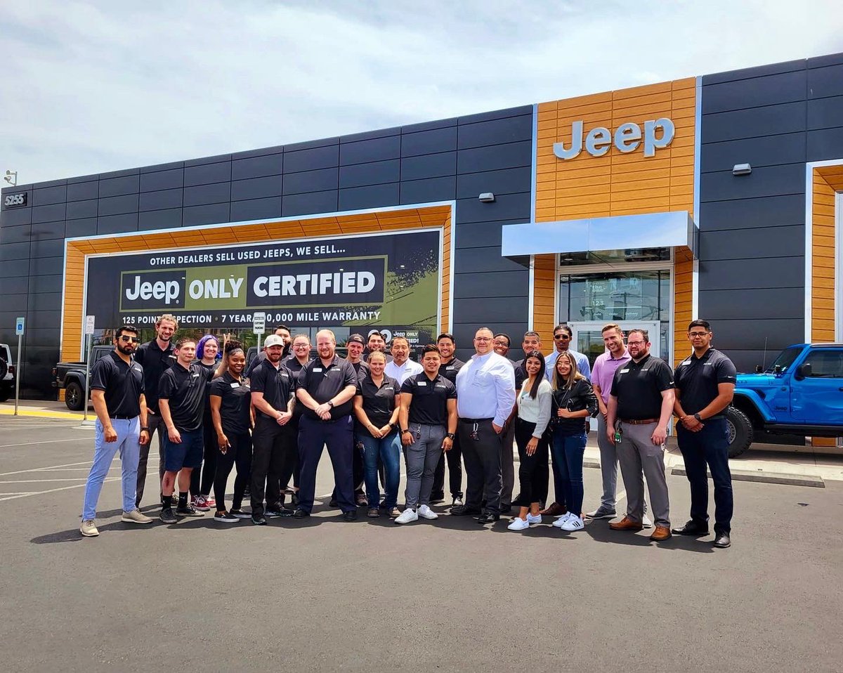 graphicka_'s tweet photo. @JeepOnlyVegas #VideoProduction #LatinoMarketing #BilingualAgency #CreativeContent https://t.co/DNwpJxjuuw
