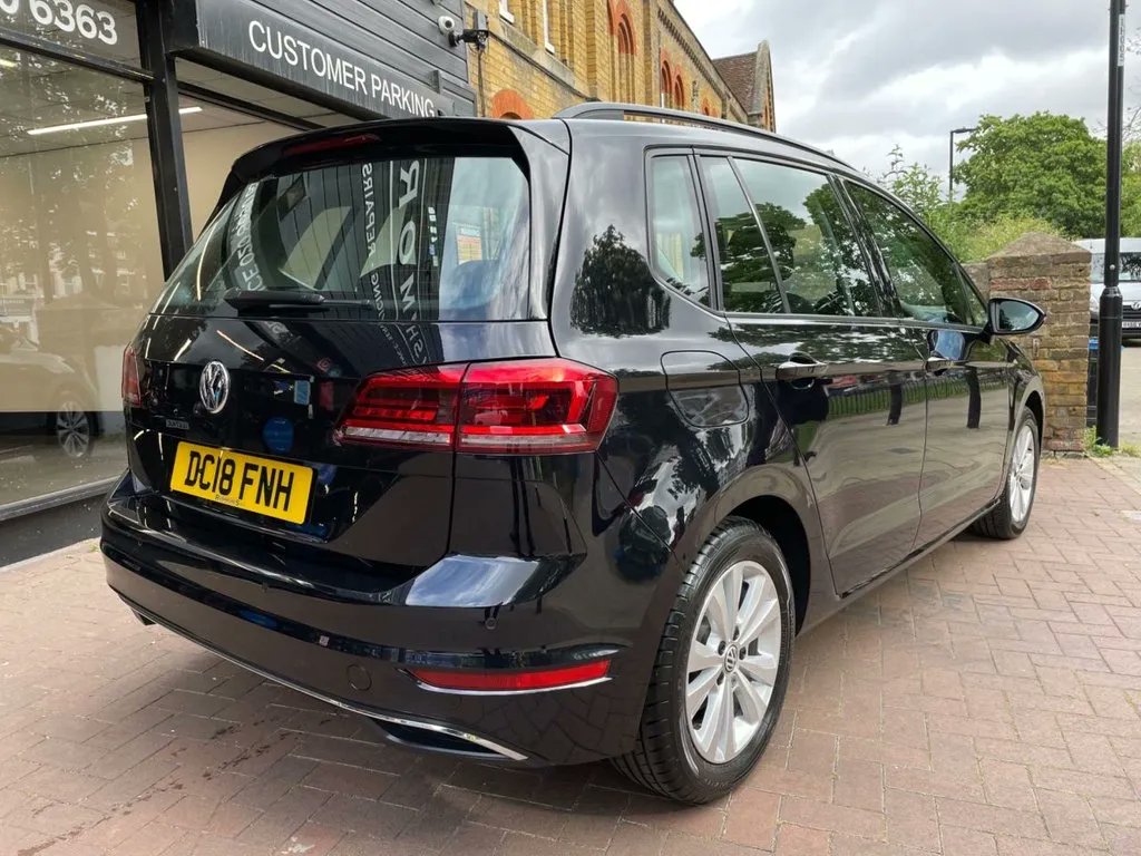 Rushmores_Cars's tweet photo. 💥2018 VOLKSWAGEN GOLF💥
Just in! This 2018 VOLKSWAGEN GOLF SV
1.5 SE TSI BLUEMOTION DSG 5d 129 BHP With 16119 Miles!

£17,780 or From £297 Per Month!

⬇️Apply Here⬇️
https://t.co/QucF7QBhCj  📊

#cars #catford #london #carsforsale #automobile #cargram #caroftheday https://t.co/hRmppYFnW0