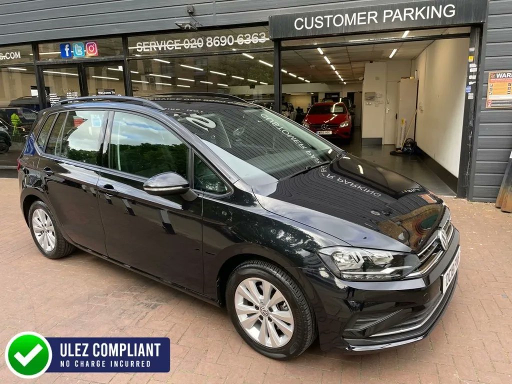 Rushmores_Cars's tweet photo. 💥2018 VOLKSWAGEN GOLF💥
Just in! This 2018 VOLKSWAGEN GOLF SV
1.5 SE TSI BLUEMOTION DSG 5d 129 BHP With 16119 Miles!

£17,780 or From £297 Per Month!

⬇️Apply Here⬇️
https://t.co/QucF7QBhCj  📊

#cars #catford #london #carsforsale #automobile #cargram #caroftheday https://t.co/hRmppYFnW0