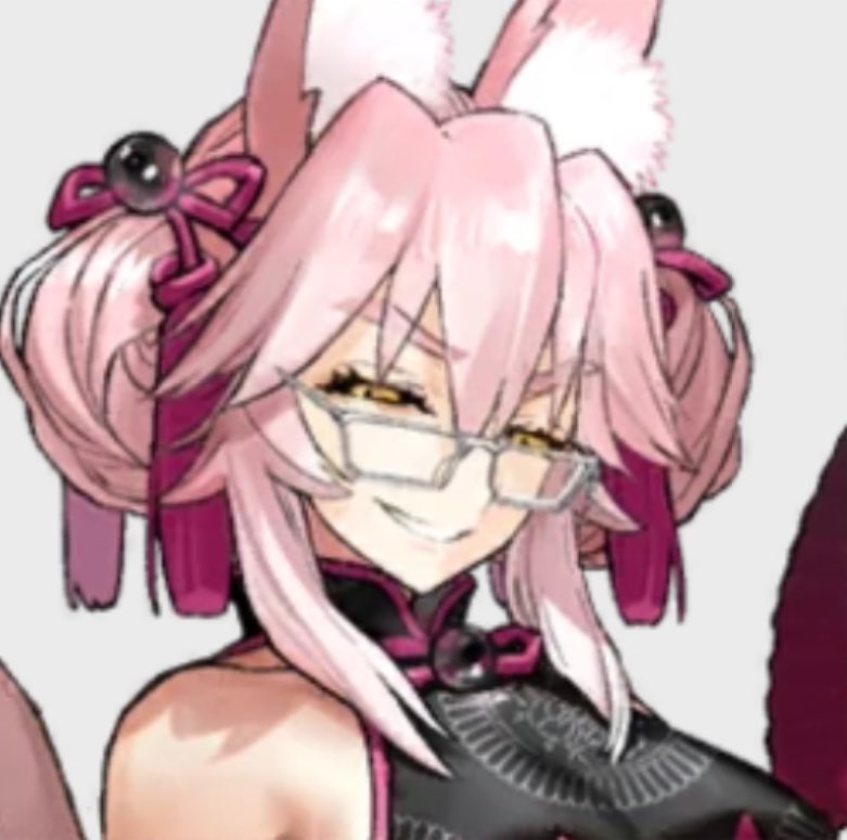 “ คะ— มิทราบว่าเมื่อกี้พูดว่าอะไรนะคะ? “