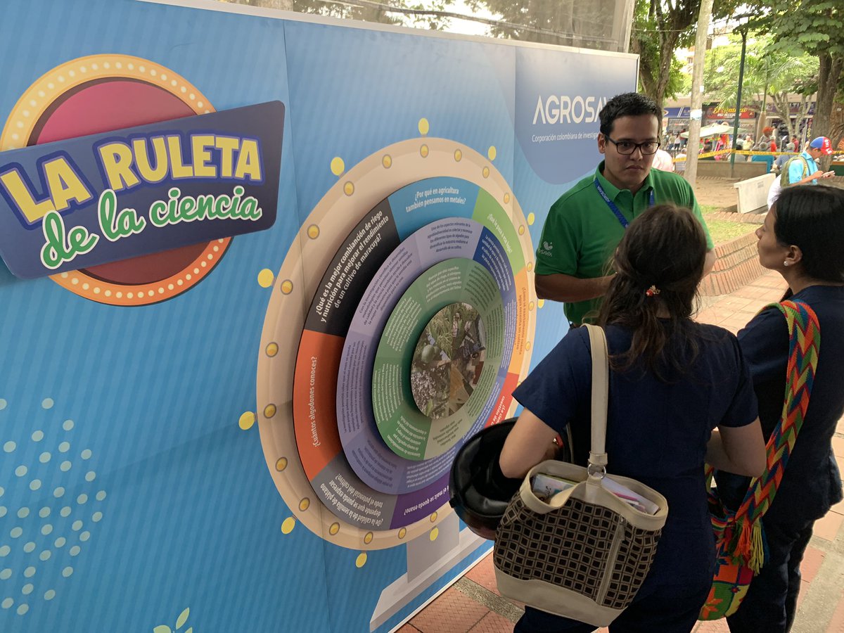 JorgeMarioDiazL's tweet photo. Más de 2500 personas vivieron la experiencia de @SomosAGROSAVIA #AlParque en #Garzón #Huila este fin de semana y entendieron el poder de la ciencia y el conocimiento para transformar el sector agropecuario, y mejorar la vida de sus comunidades. @MinAgricultura @MincienciasCo https://t.co/JLtWIcDpA9