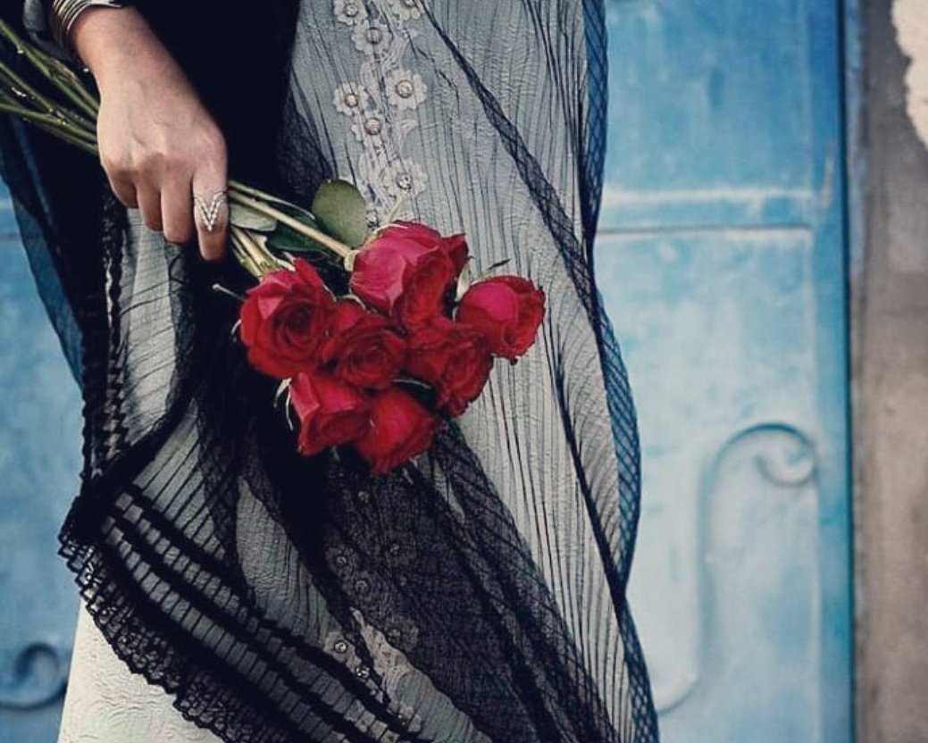 انت باقي في حشى روحي مقيم 
دامني باقي على قيد الحياه 💌🦋